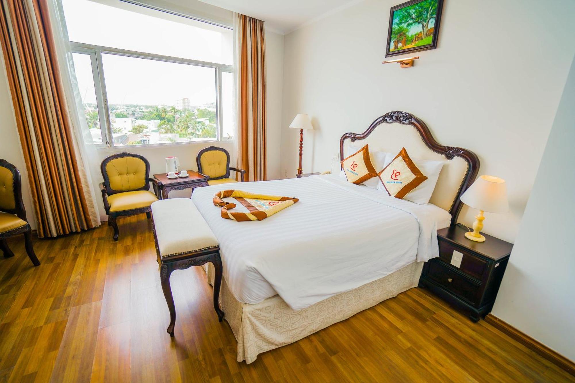 Hoa Binh 1 Hotel Long Xuyên Buitenkant foto