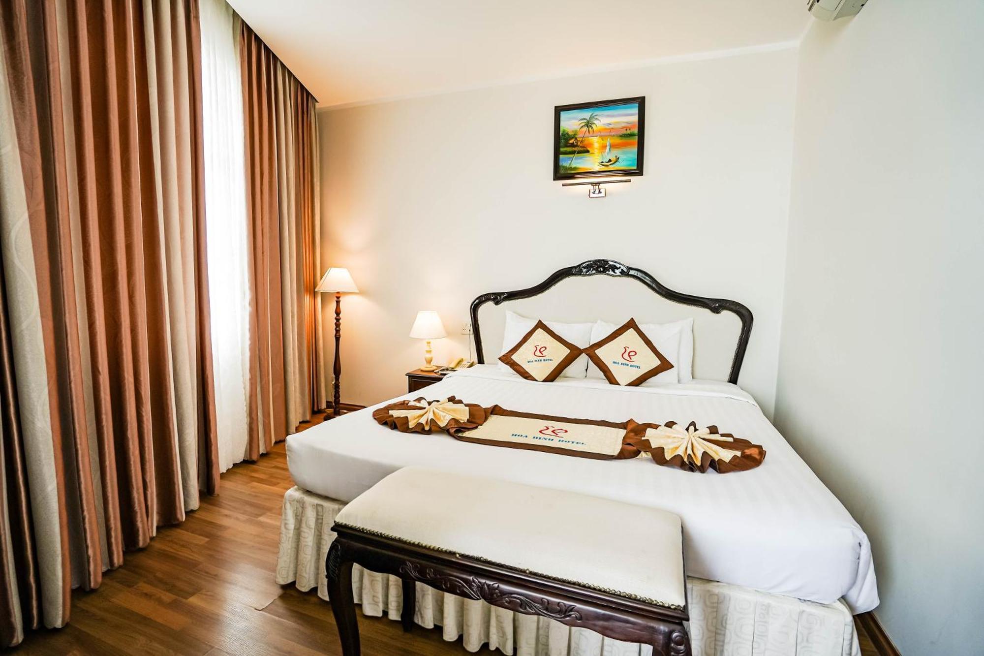 Hoa Binh 1 Hotel Long Xuyên Buitenkant foto