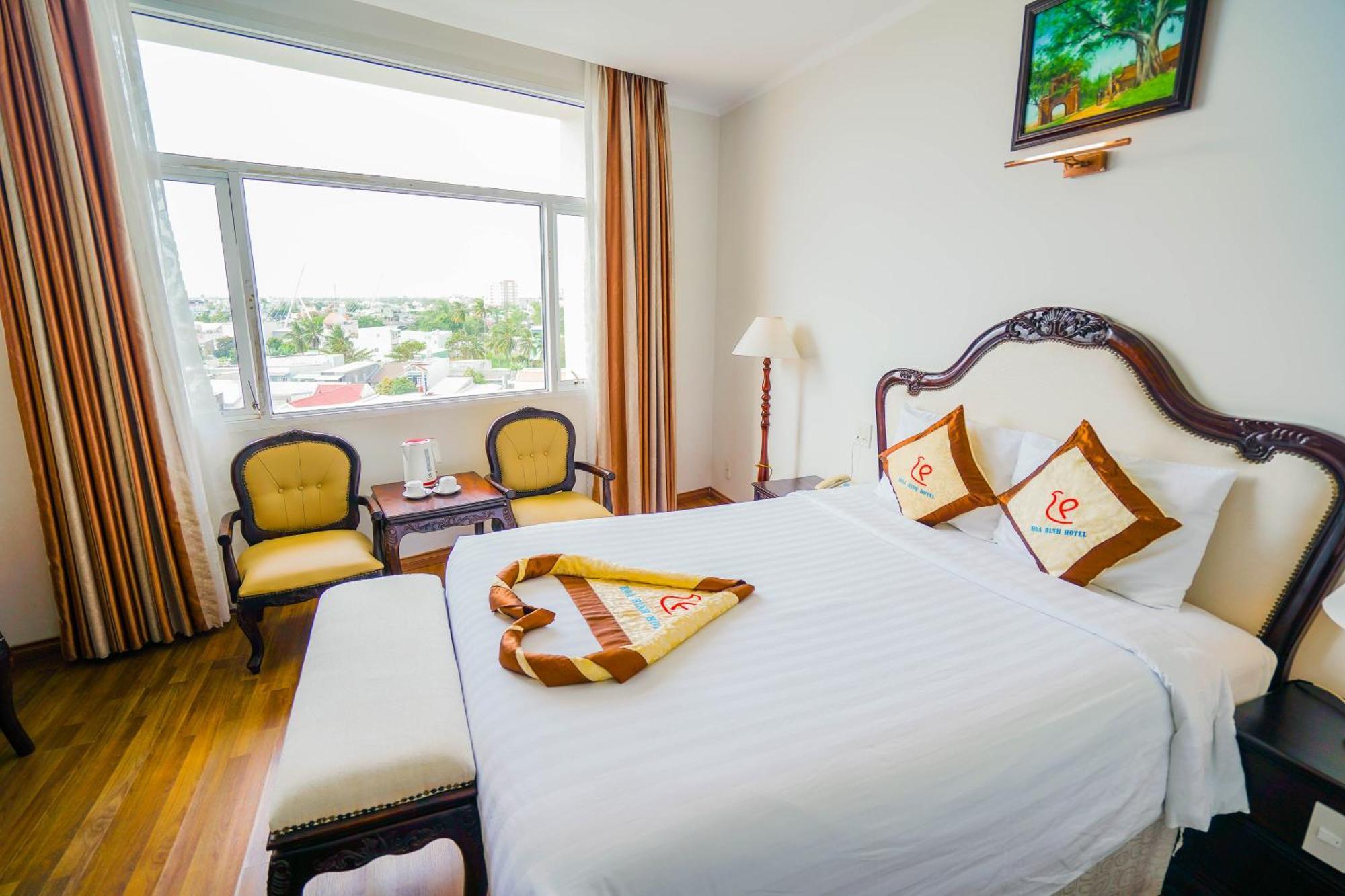Hoa Binh 1 Hotel Long Xuyên Buitenkant foto