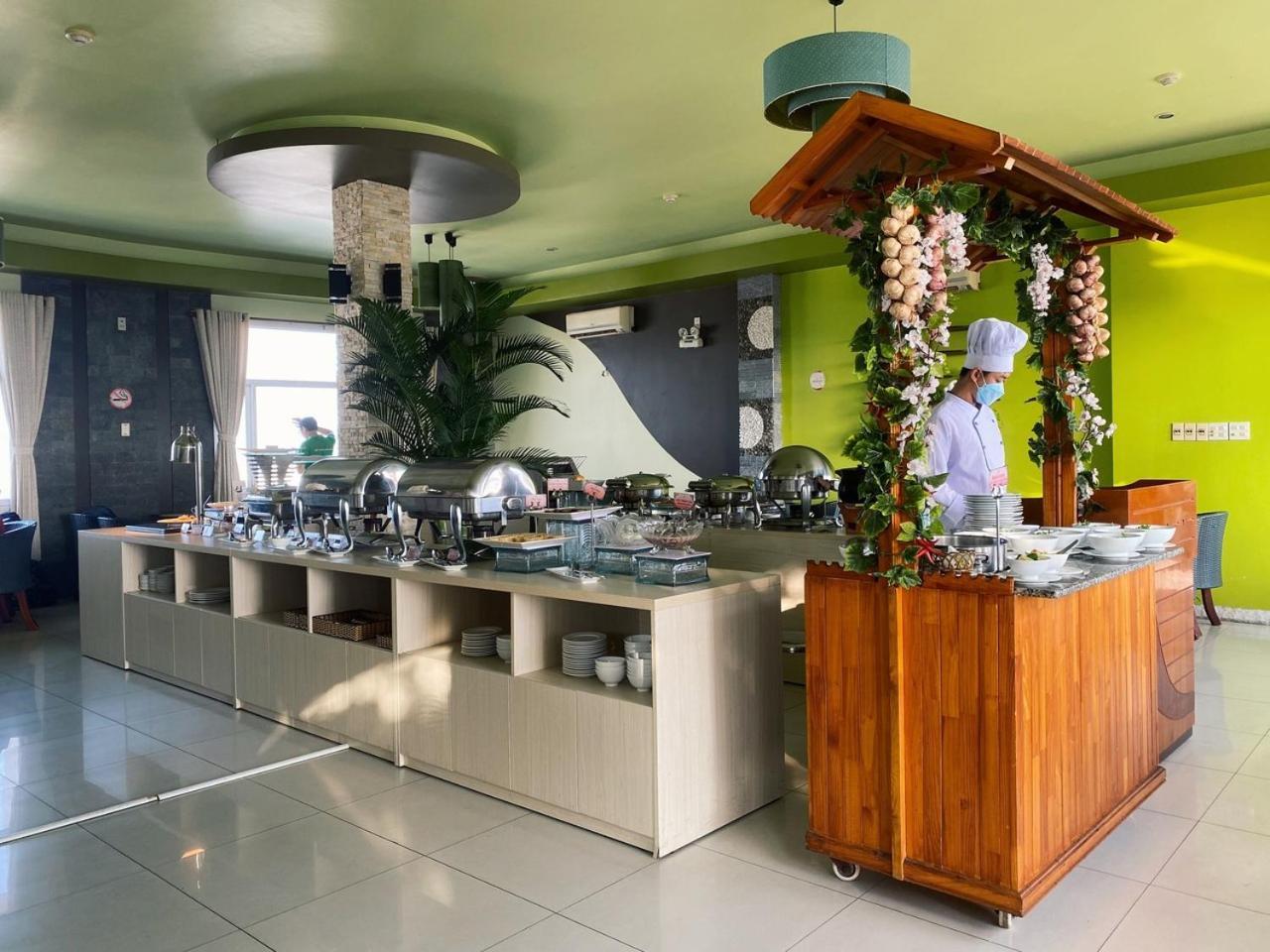 Hoa Binh 1 Hotel Long Xuyên Buitenkant foto