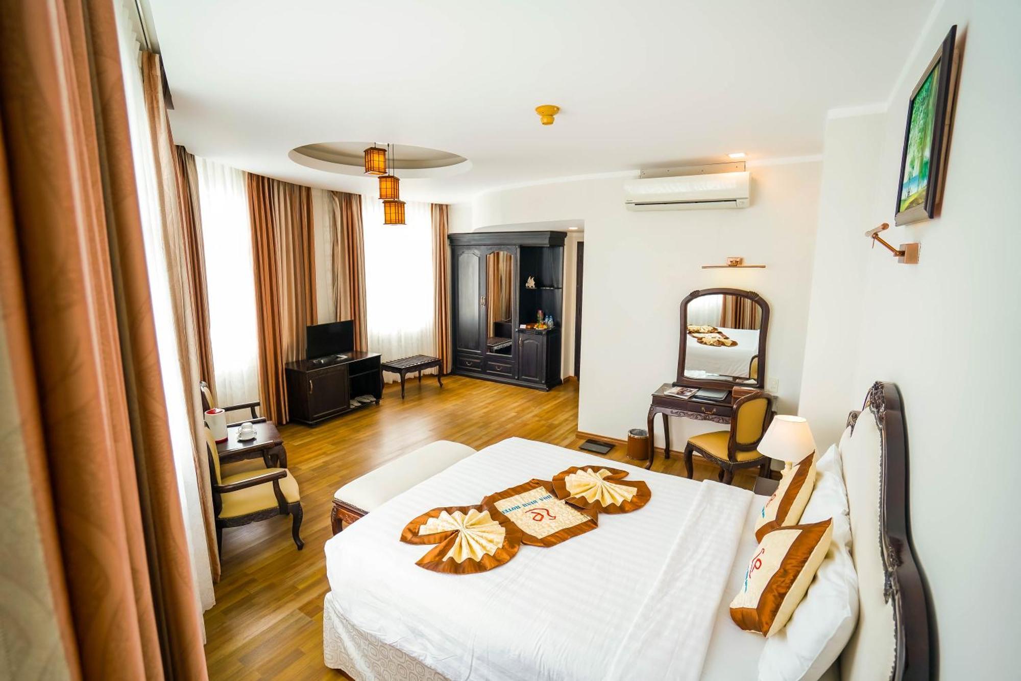 Hoa Binh 1 Hotel Long Xuyên Buitenkant foto